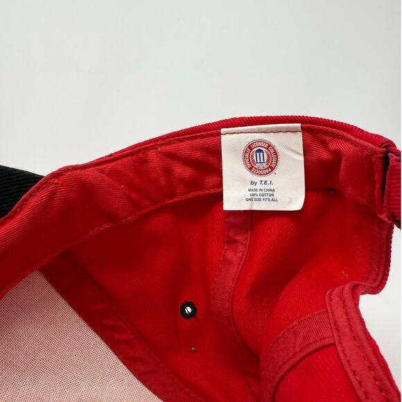 T.E.I. Official Licensed Collegiate Product Nebraska Husker Hat NWT - Picture 3 of 3